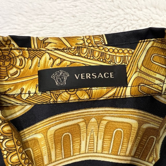 VERSACE BAROCCO SILK SHIRT Size 42 - Picture 7 of 9
